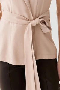 Colete Gola de Blazer Cinto