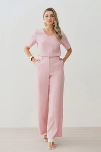 Conjunto de Alfaiataria de Blusa Decote V e Calça Wide Leg