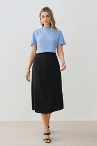 Blusa Assimétrica Gola Careca Baixa Pregas Ombro Direito