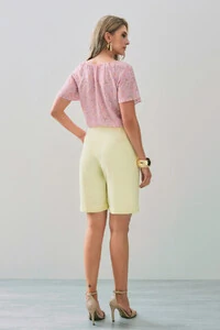 Blusa Floral Manga Raglan Decote Laço