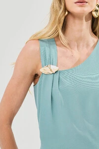 Conjunto de Alfaiataria de Blusa Assimétrica Alça Direita Gold Pregas e Pantalona