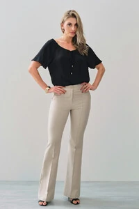 Blusa Manga Raglan Decote Canoa Laço Puxante Ponteira Gold