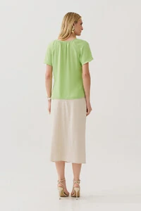 Blusa Manga Raglan Decote Babado Laço