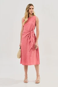 Vestido Midi Regata de Textrua Listrada Cintura Faixa Franzida
