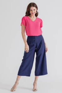Blusa manga aberta botão forrado