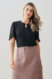 Blusa Manga Evasê Decote Vazado Gold