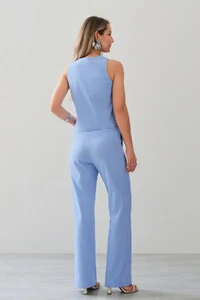 Conjunto de Linho de Blusa Regata Crop Recortes e Calça Reta Botão Forrado