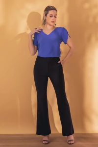 Blusa manga aberta botão forrado