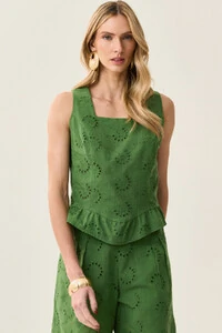 Conjunto de Laise de Algodão de Blusa regata Crop Decote Quadrado Babado e Shorts Pregas Double