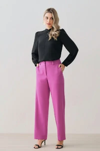 Blusa Manga Longa Punho Gola Baixa Mini Botões Triple