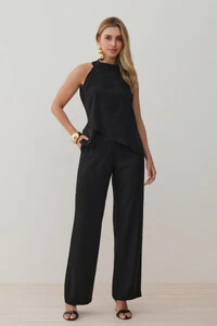 Conjunto de Blusa Regata Frente Única Transpassada e Calça Reta