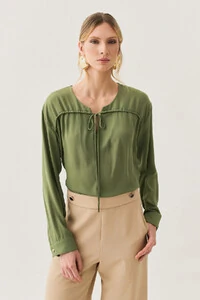 Blusa Manga Longa Punho Gold Decote Cavado Laço Puxante