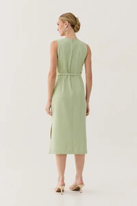 Vestido Midi Regata de Alfaiataria Decote V Recorte e Cinto Fivela