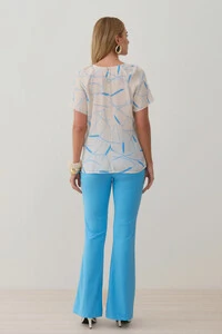 Blusa Abstrata Manga Raglan Ombro Prega