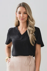 Blusa Decote V Preguinhas Triple