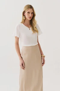 Blusa Manga Evasé Decote Cavado