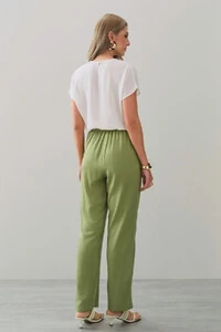 Calça Reta Cintura Elástico Laço