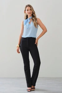 Regata Gola Baixa Laço Decote V Ombro Prega