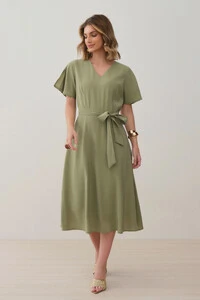 Vestido Midi Evasê Manga Abertura Decote V Cinto