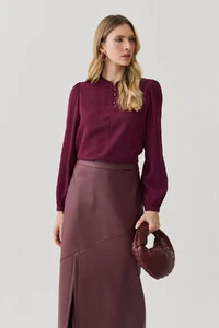 Blusa Manga Longa Punho Gola Baixa Mini Botões Triple