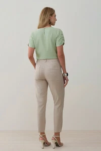 Calça Cigarrete de Linho Pregas Passante Double Cinto Listrado