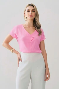 Blusa Manga Morcego Decote V Transpassado Botão Forrado