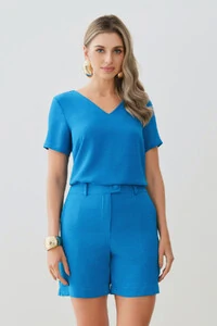 Conjunto Blusa Decote V e Shorts Botão Forrado