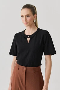 Blusa Decote Redondo Gota Gold