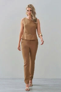 Conjunto de Alfaiataria de Blusa Regata Recorte Cinto Gold e Calça Reta