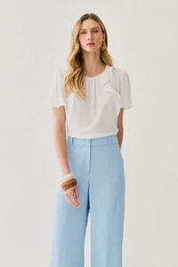 Blusa Babados