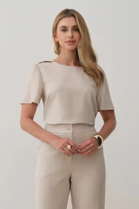 Conjunto de Blusa Ombro Prega e Calça Reta Ampla