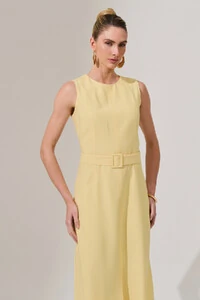 Vestido Midi Regata de Alfaiataria Recortes Cinto Fivela Forrada Fenda Frontal