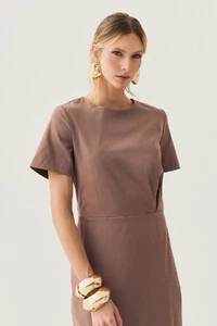 Vestido Midi Assimétrico Cintura Prega