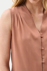 Camisa Regata Decote V Ombro Pregas Double Mini Botões Forrados