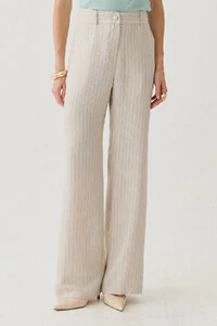 Pantalona Slim Risca de Giz Botão Forrado