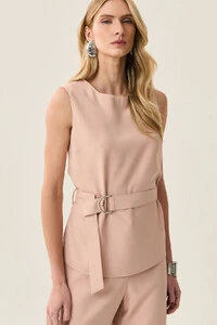 Conjunto de Alfaiataria de Blusa Regata Cinto e Calça Wide Leg