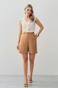 Regata Floral Decote V Ombro Babados