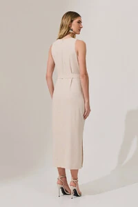 Vestido Midi Regata de Linho Decote Quadrado Fendas Laterais Cinto Fivela