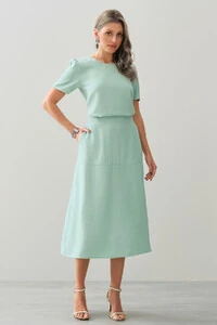 Conjunto de Blusa Manga Nervuras e Saia Midi Recorte Fenda Lateral