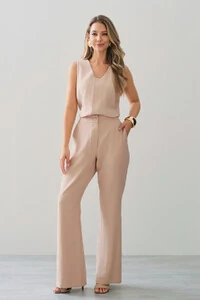 Conjunto de Blusa Regata Decote V Recortes e Calça Flare Botão Forrado