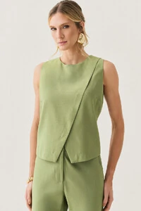 Conjuntode Alfaiataria de Regata Crop Transpassada e Calça Reta