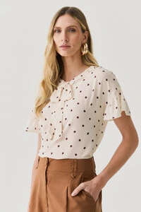 Blusa Poa Manga Franzida Decote Babado Laço