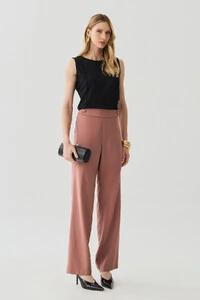 Calça Reta Botões Forrados Double