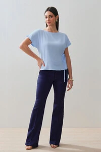 Blusa Manga Morcego Lateral Laço