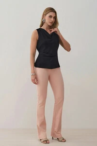 Calça Flare de Alfaiataria Double Nervura