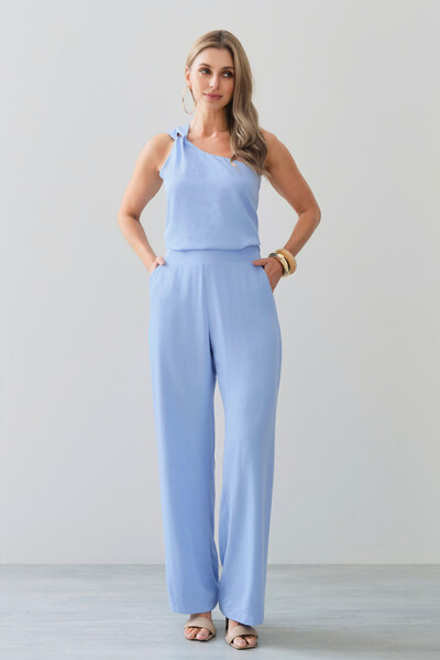 Foto Conjunto de Blusa Regata Assimétrica Um Ombro Só Torcido e Calça Reta