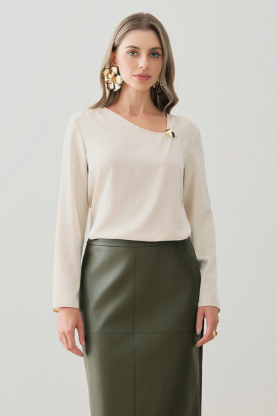 FotoBlusa Manga Longa Decote V Assimétrico Gold