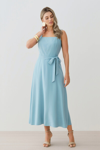 Foto Vestido Midi de Alça Larga de Alfaitaria Decote Quadrado Recortes Cinto