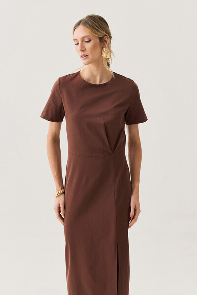 FotoVestido Midi Assimétrico Cintura Prega