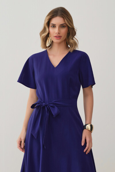 Foto Vestido Midi Evasê Manga Abertura Decote V Cinto